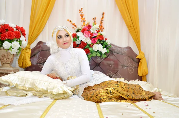 Indonesian bride — Stock Photo, Image