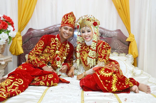 Indonesia novias parejas — Foto de Stock