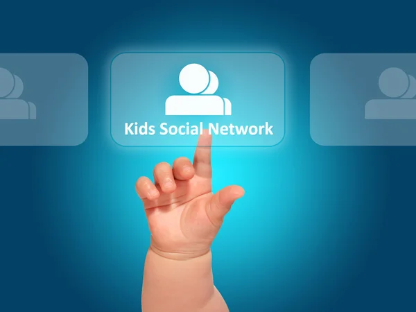 孩子们的社交网络. — 图库照片