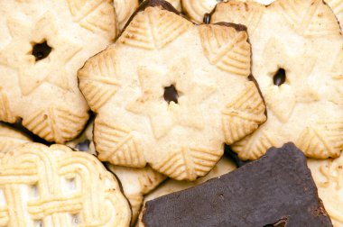 Bisküvi çikolata ile