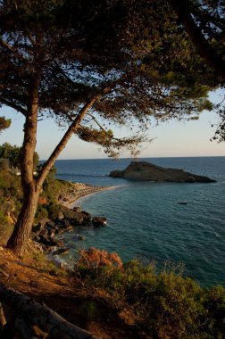 kefalonian beyaz rock beach