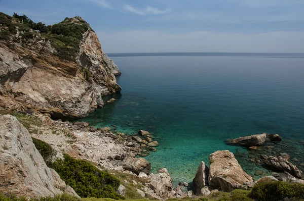 Skiathos kıyı şeridi