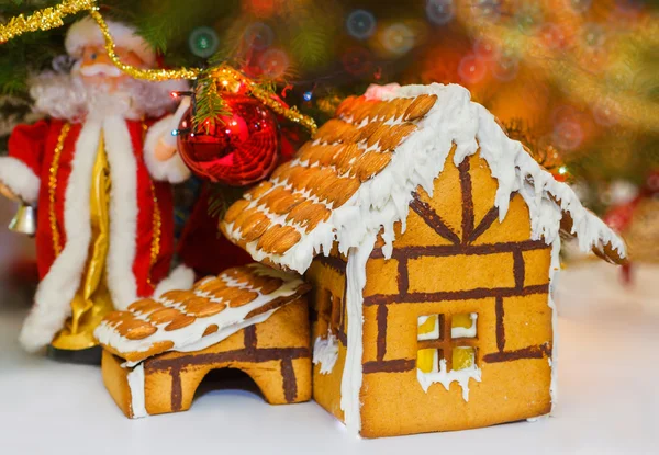 圣诞姜饼房子装修 — 图库照片