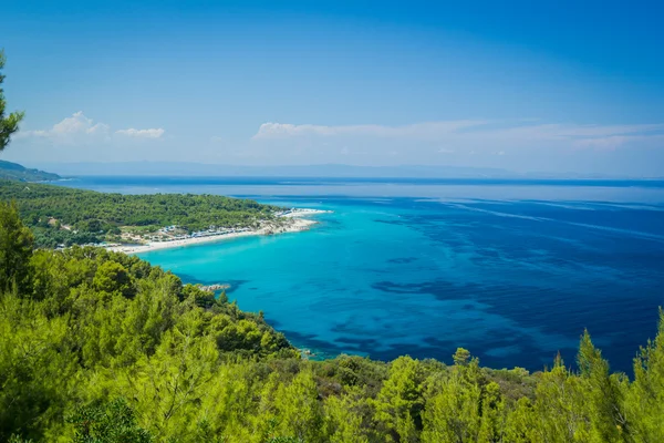 güzel bir plaj lagoon