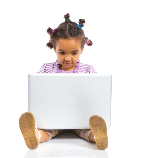 Girl using notebook computer — Stock Photo, Image