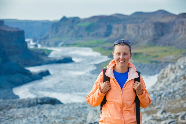 kadın hiker, İzlanda
