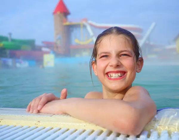 Actividades en la piscina — Foto de Stock