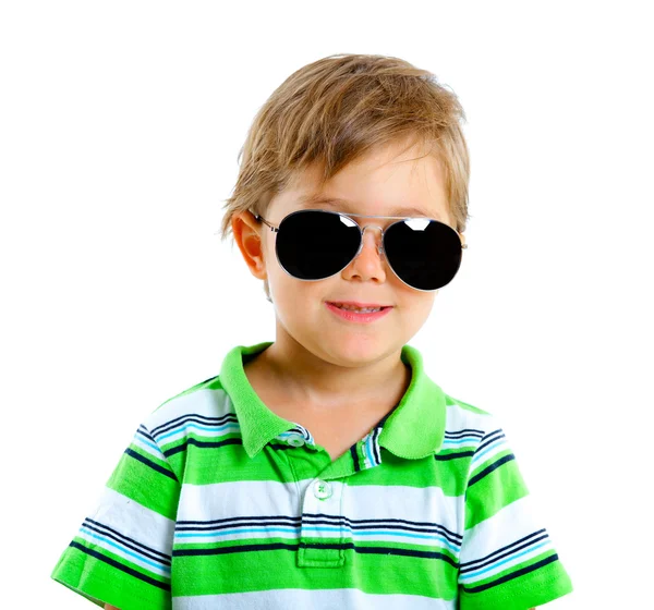 Junge mit der Sonnenbrille — Stockfoto