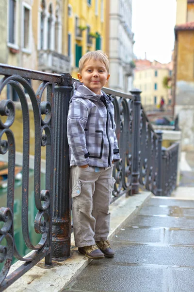 Venetian view and boy — Stock Photo, Image