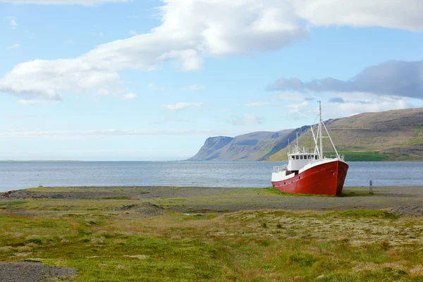 Vieux bateau de pêche — Photo