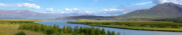 Berglandschaft auf Island — Stockfoto