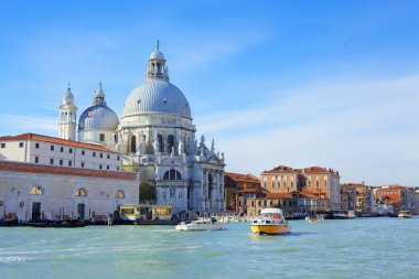 canal Grande ve basilica santa maria della salute