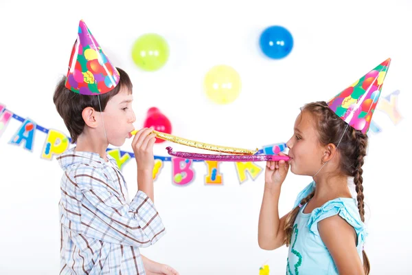 Crianças na festa de aniversário — Fotografia de Stock