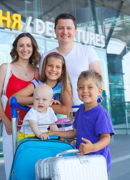 Familie auf einer Reise — Stockfoto