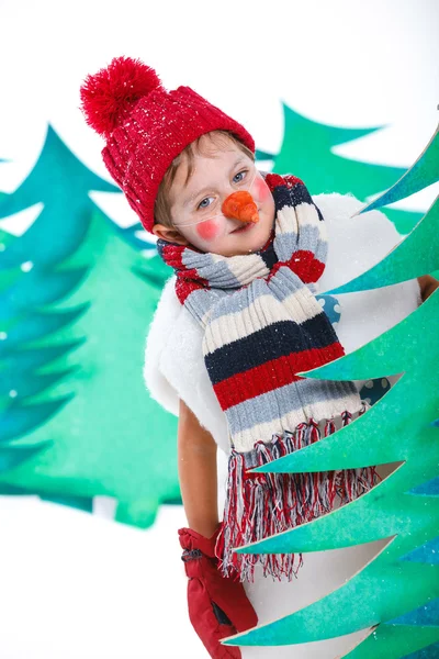 Niño en traje muñeco de nieve —  Fotos de Stock