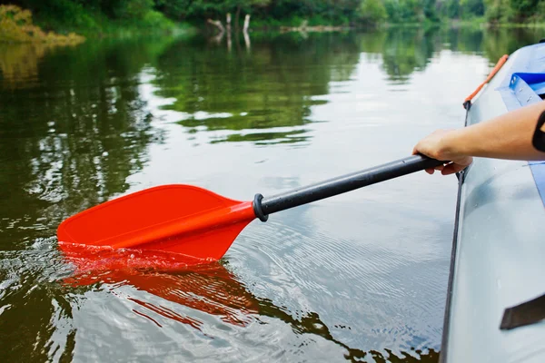 Pádla pro rafting na divoké vodě — Stock fotografie
