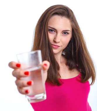 genç kız içecekler su