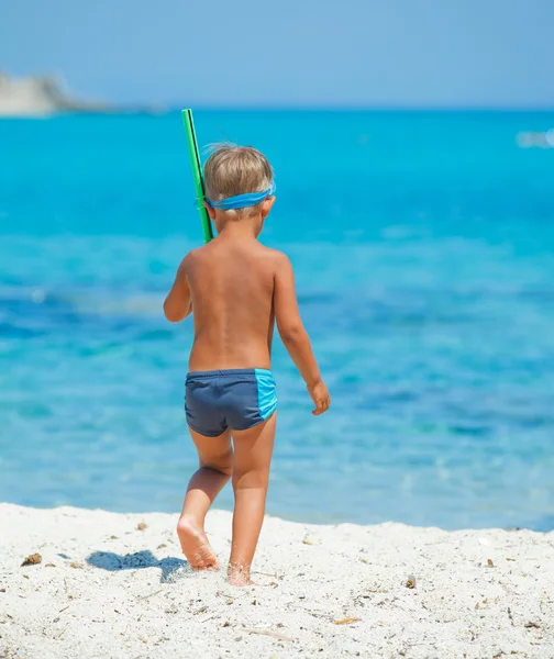 Lindo chico snorkel — Foto de Stock