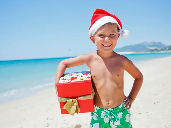 Malý chlapec v santa hat — Stock fotografie