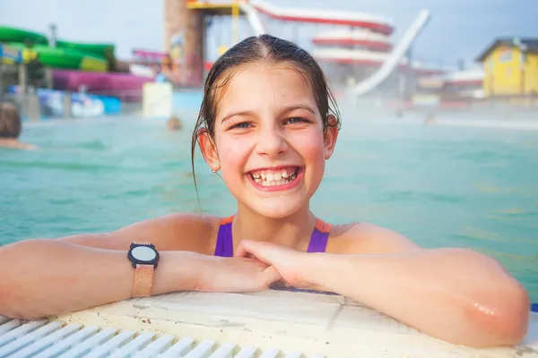 Activities on the pool — Stock Photo, Image