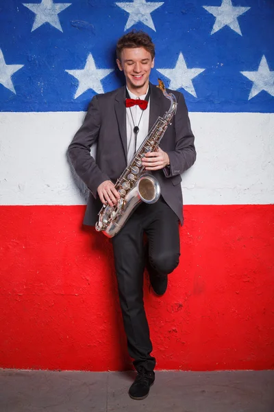 Man with saxophone — Stock Photo, Image