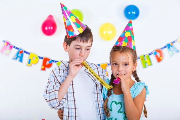 Crianças na festa de aniversário — Fotografia de Stock