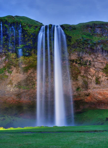 Водопад Сельджаландфосс . — стоковое фото
