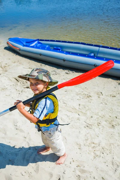 Boy kayaking — Stock Photo, Image