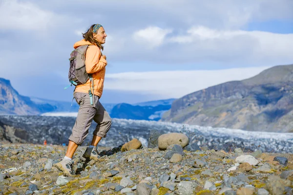 Vrouw toeristische, IJsland — Stockfoto