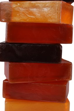 renkli sabunlar ve havlu