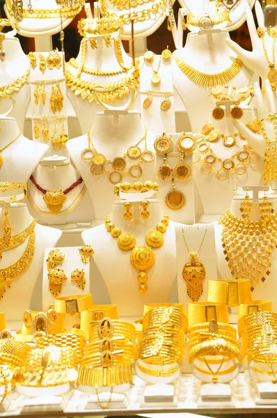 Goldschmuck im großen Basar — Stockfoto