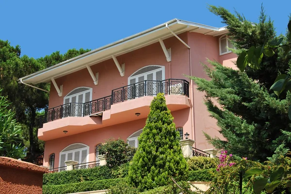 Pink villa — Stock Photo, Image