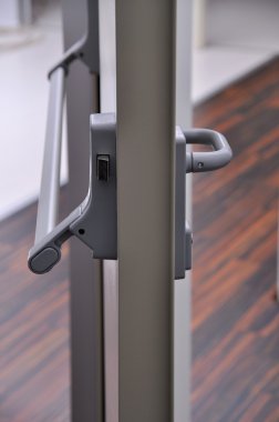 Acil çıkış kapısı