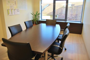 Meeting table