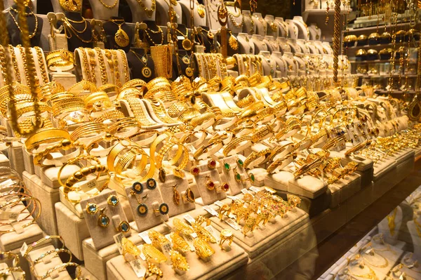 Pulseras Una Joyería Escaparate Joyas Oro Gran Bazar Tienda Oro —  Fotos de Stock
