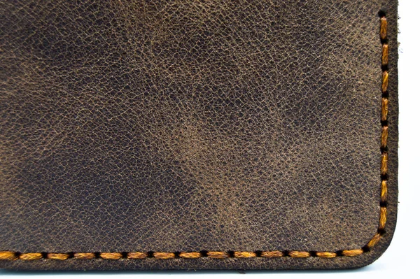 非常时髦的棕色皮革钱和信用卡钱包 皮夹缝制细节 — 图库照片