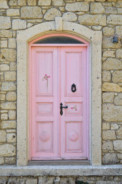 Decorative Entrance Wooden Pink Door Nostalgic House Alacati Cesme Izmir — Stock Photo, Image