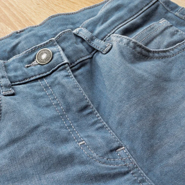 Dettaglio Vicino Tasca Bottone Vista Frontale Denim Jeans Azzurro Pavimento — Foto Stock