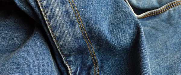 Açık Mavi Kot Pantolonun Fermuarı Cebi Yakın Plan Ahşap Zeminde — Stok fotoğraf