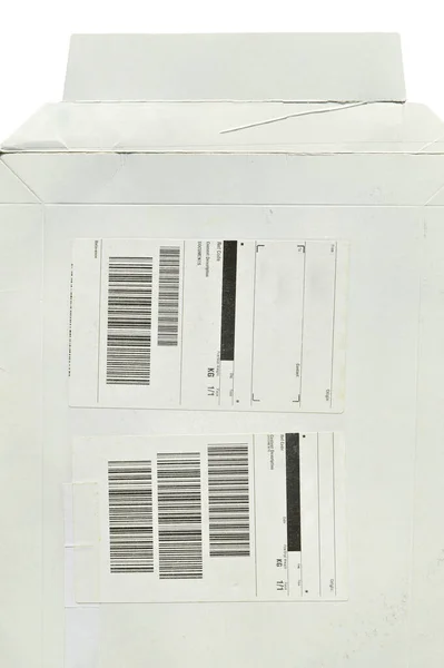 Yapışkan Barkodlarda Beyaz Karton Posta Zarfları Şirket Yazışmalarında Kullanılabilir Beyaz — Stok fotoğraf