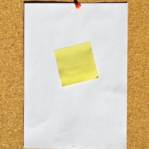 Boş Kahverengi Bej Kaplama Desen Arka Planı Notunuzu Mantar Tahtadaki — Stok fotoğraf