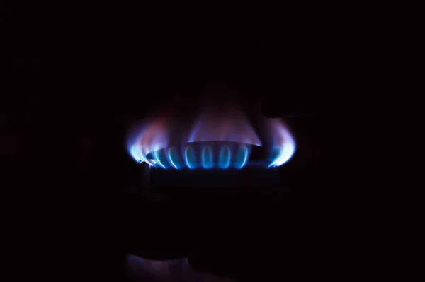 Cuisinière Gaz Brûlant Dans Cuisine Flammes Bleues Isolées Sur Fond — Photo