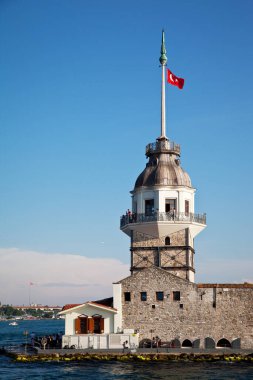 Bakire Kulesi Kiz Kulesi İstanbul 'un büstünde denizin ortasında küçük bir adada yer alıyor. Türkiye İstanbul 22 Haziran 2019