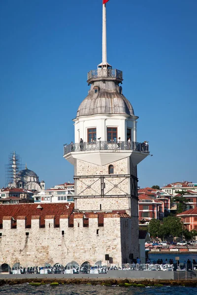 Maiden Tower Kiz Kulesi Located Small Island Middle Sea Bust — Stock Photo, Image