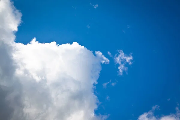 White Gray Fluffy Clouds Blue Sky Sense Freedom — Stok Foto