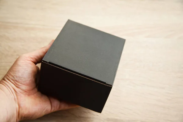 Closed Black Rectangular Cardboard Box Corrugated Cardboard Lid Hand Oak — Fotografia de Stock