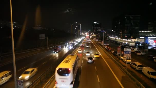 Stanbul 100 Karayolu Maltepe Esenkent Eylül 2022 Yoğun Gece Trafiği Stok Video