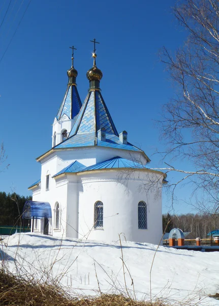 Kyrkan smolenskoy ikoner bozhiey fullvuxen i byn stationer mstyora — Stockfoto