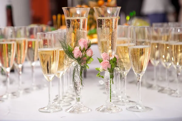 Two wedding glasses — Stock Photo, Image