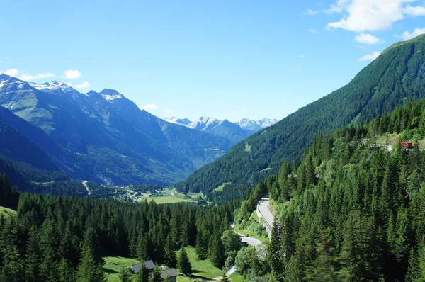 Landschap in het Zwitserse kanton ticino, Zwitserland — Stockfoto